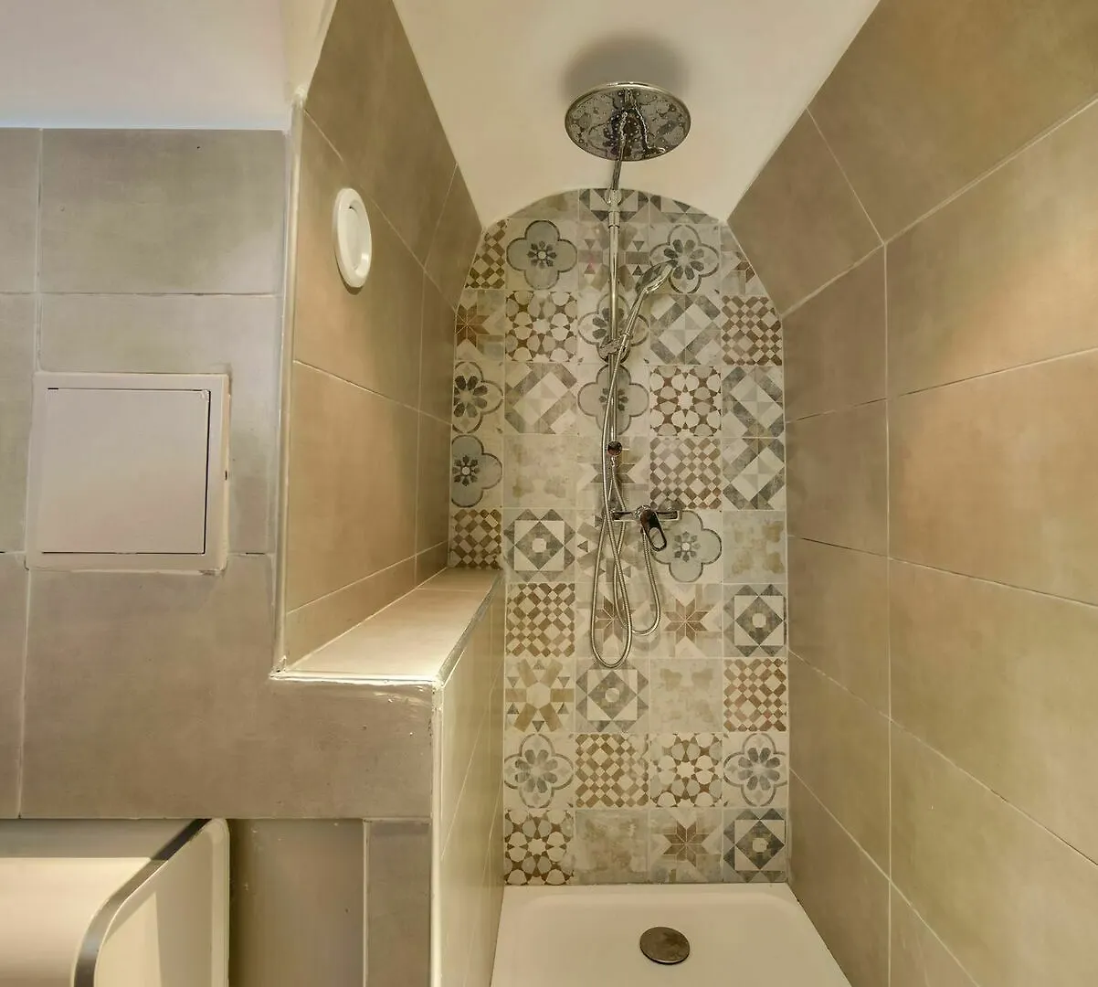 Beautiful Triplex In The Center Of Paris