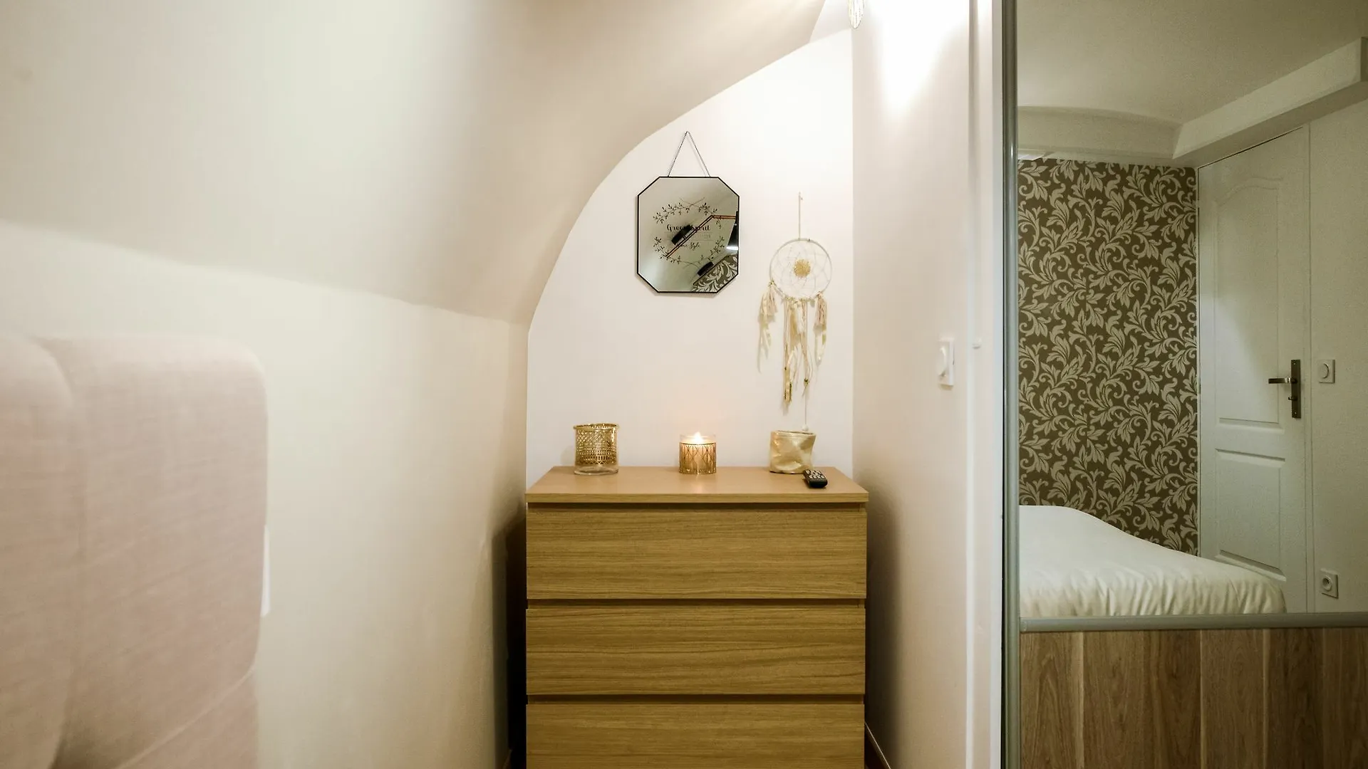 Beautiful Triplex In The Center Of * Paris